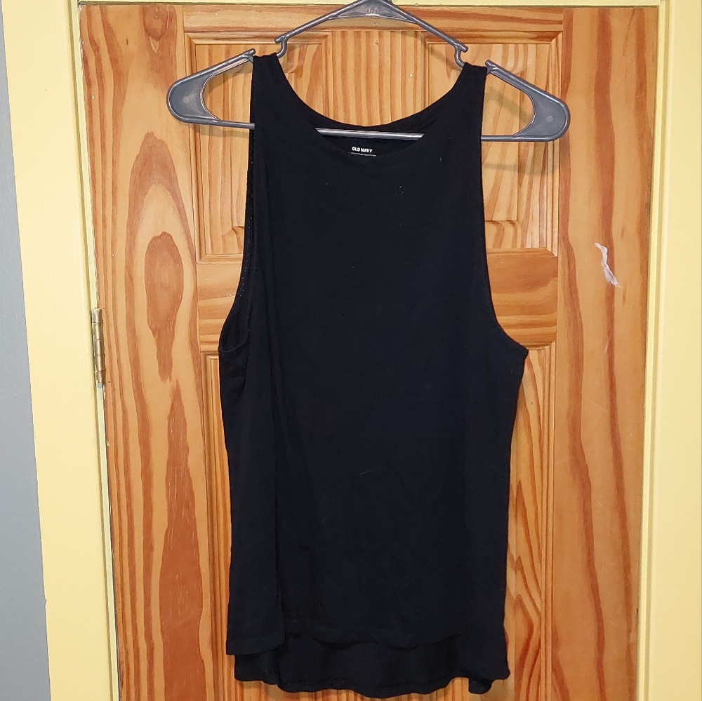 (4) Old Navy tank tops